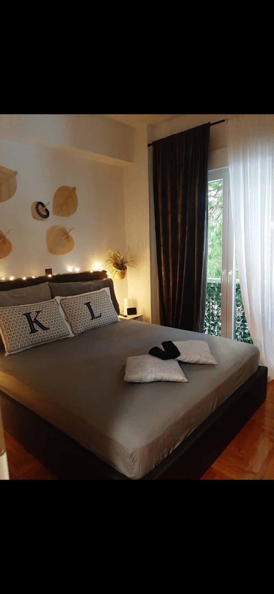 Luxury Close To Metro