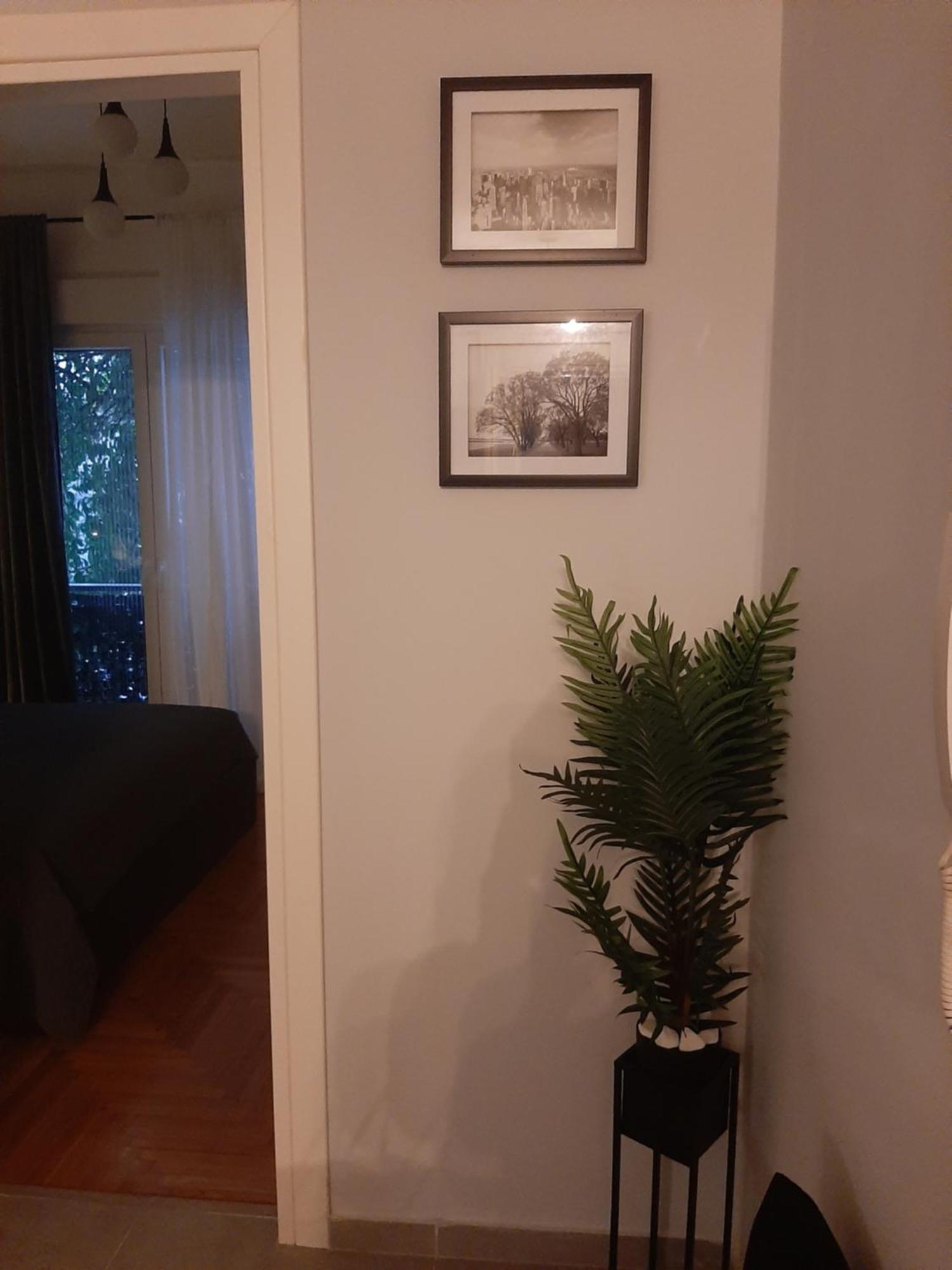 Luxury Close To Metro Apartment *